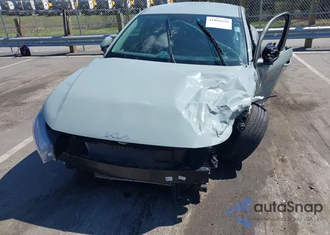 2025 Kia K4 Lx/Lxs z USA, uszkodzony, nr VIN 3KPFT4DE3SE026987